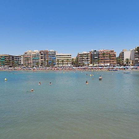 Piso Recien Reformado A Menos De 50M De La Playa Apartamento Torrevieja Exterior foto
